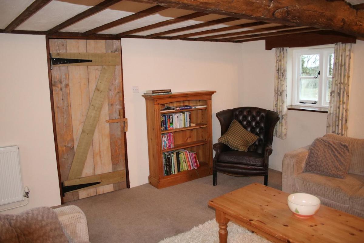 Award Winning Lower Whitsleigh Farm Cottage Roborough 외부 사진